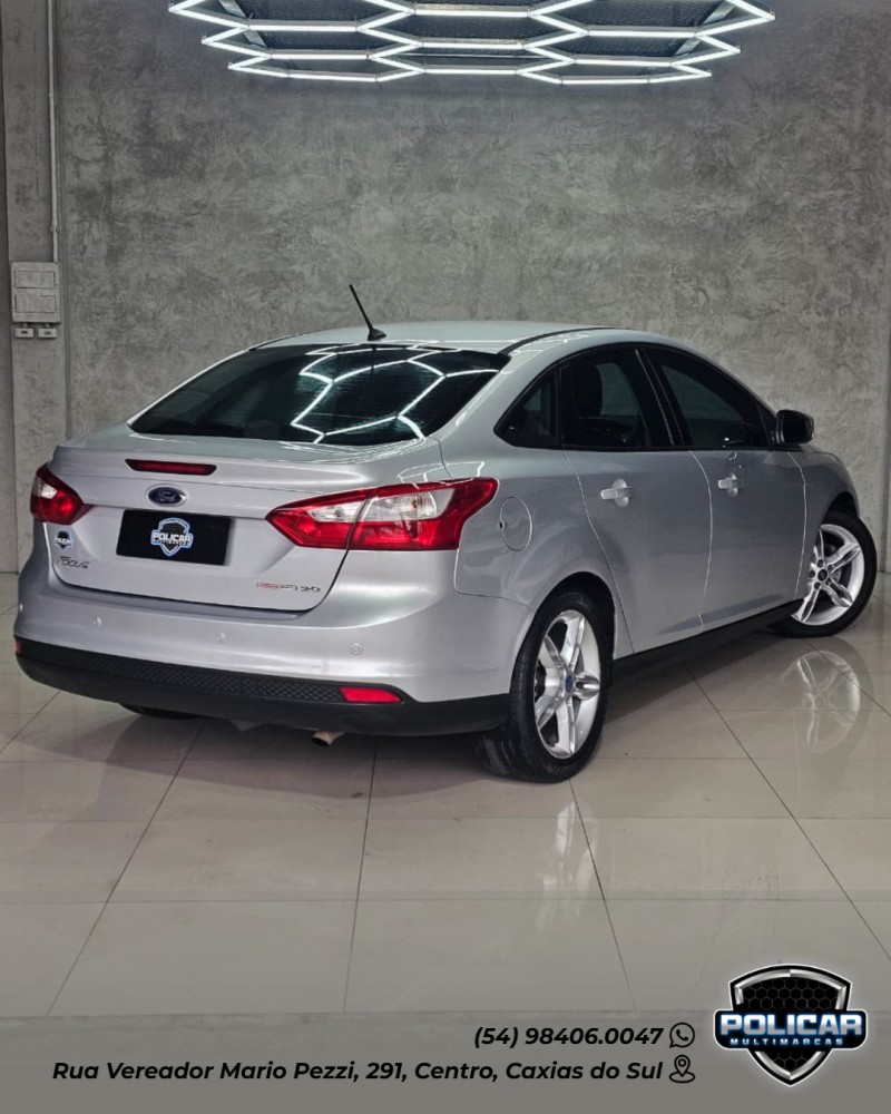 FOCUS 2.0 SE SEDAN 16V FLEX 4P AUTOMÁTICO - 2015 - CAXIAS DO SUL