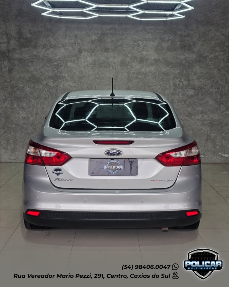 FOCUS 2.0 SE SEDAN 16V FLEX 4P AUTOMÁTICO - 2015 - CAXIAS DO SUL