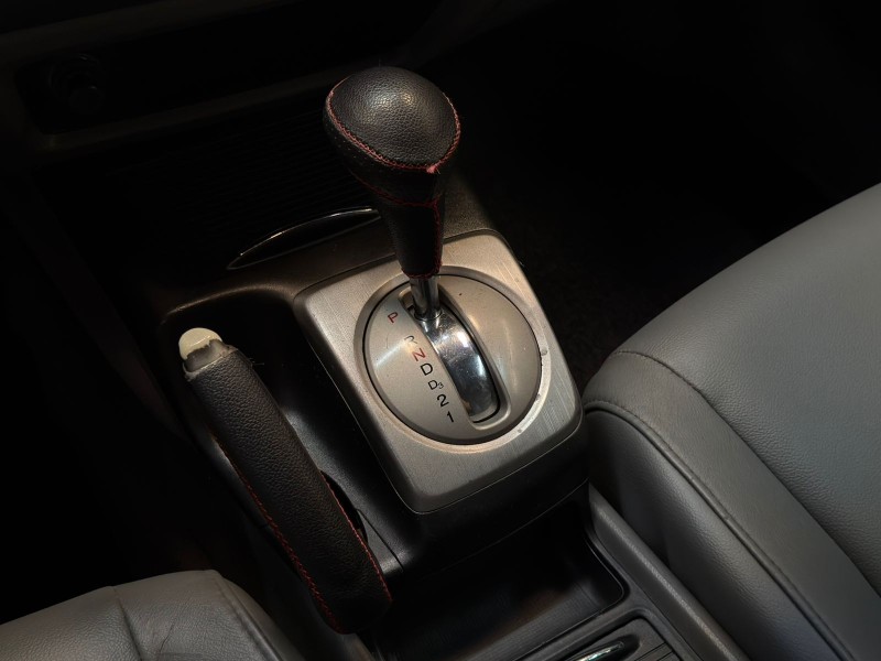 CIVIC 1.8 LXS 16V GASOLINA 4P AUTOMÁTICO - 2007 - CAXIAS DO SUL