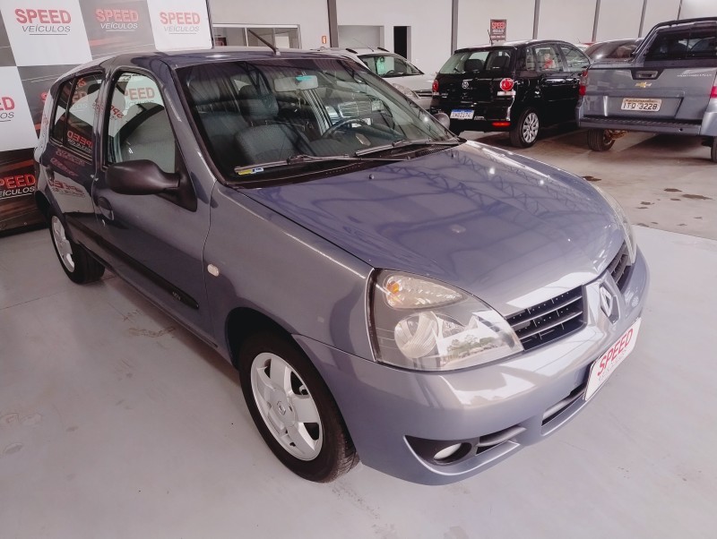 CLIO 1.0 16V FLEX 4P MANUAL - 2011 - SãO SEBASTIãO DO CAí