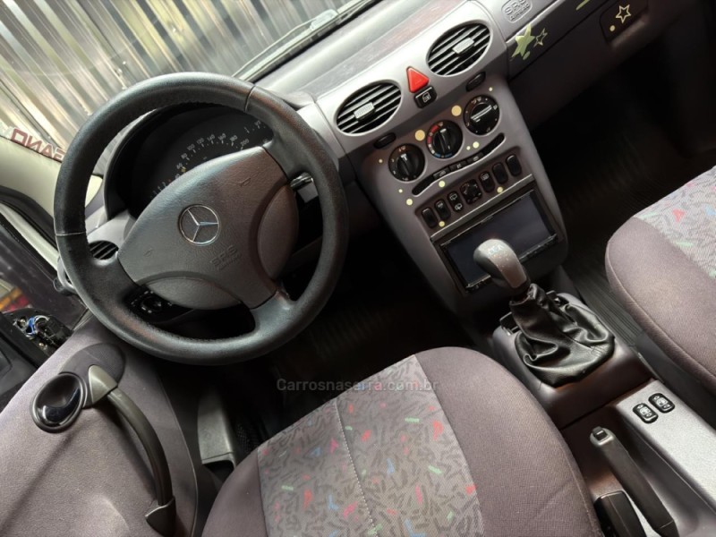 A 160 1.6 GASOLINA CLASSIC MANUAL 4P - 2004 - CAXIAS DO SUL