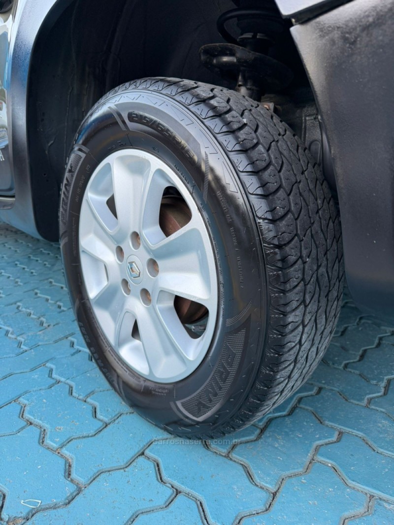 DUSTER OROCH 1.6 16V FLEX EXPRESSION 4P MANUAL - 2017 - ESTâNCIA VELHA