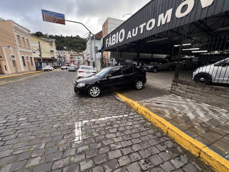 ASTRA 2.0 MPFI ADVANTAGE 8V FLEX 4P MANUAL