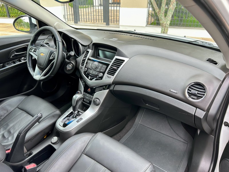 CRUZE 1.8 LT SPORT6 16V FLEX 4P AUTOMÁTICO - 2015 - BENTO GONçALVES