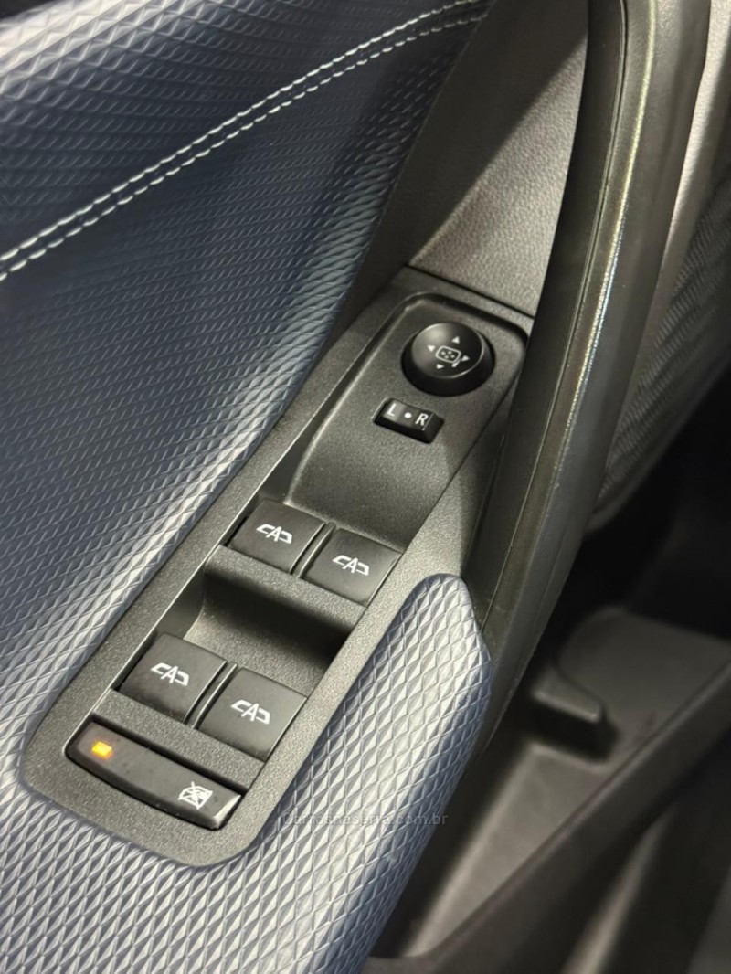 TRACKER 1.2 12V PREMIER TURBO FLEX 4P AUTOMÁTICO - 2022 - LAJEADO