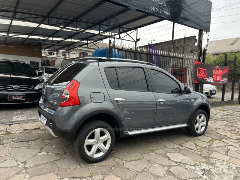 SANDERO 1.6 STEPWAY 8V FLEX 4P MANUAL - 2010 - CAXIAS DO SUL
