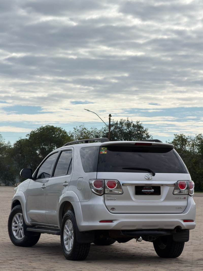 HILUX SW4 3.0 SRV 4X4 7 LUGARES 16V TURBO INTERCOOLER DIESEL 4P AUTOMÁTICO - 2012 - ANTôNIO PRADO