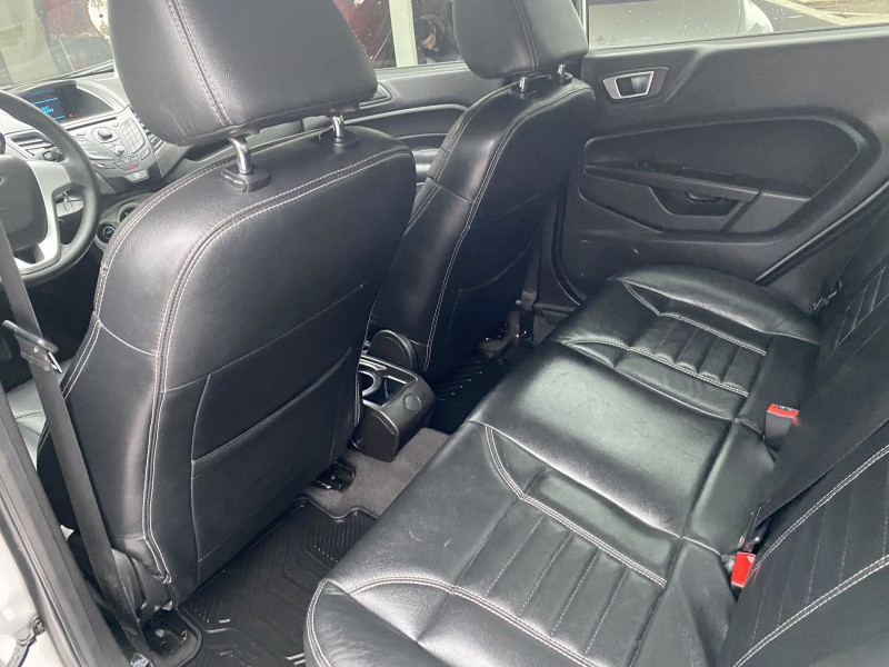 FIESTA 1.6 SE SEDAN 16V FLEX 4P MANUAL - 2014 - CARLOS BARBOSA