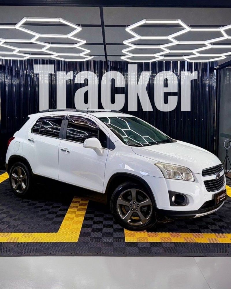 tracker 1.8 mpfi ltz 4x2 16v flex 4p automatico 2015 lajeado