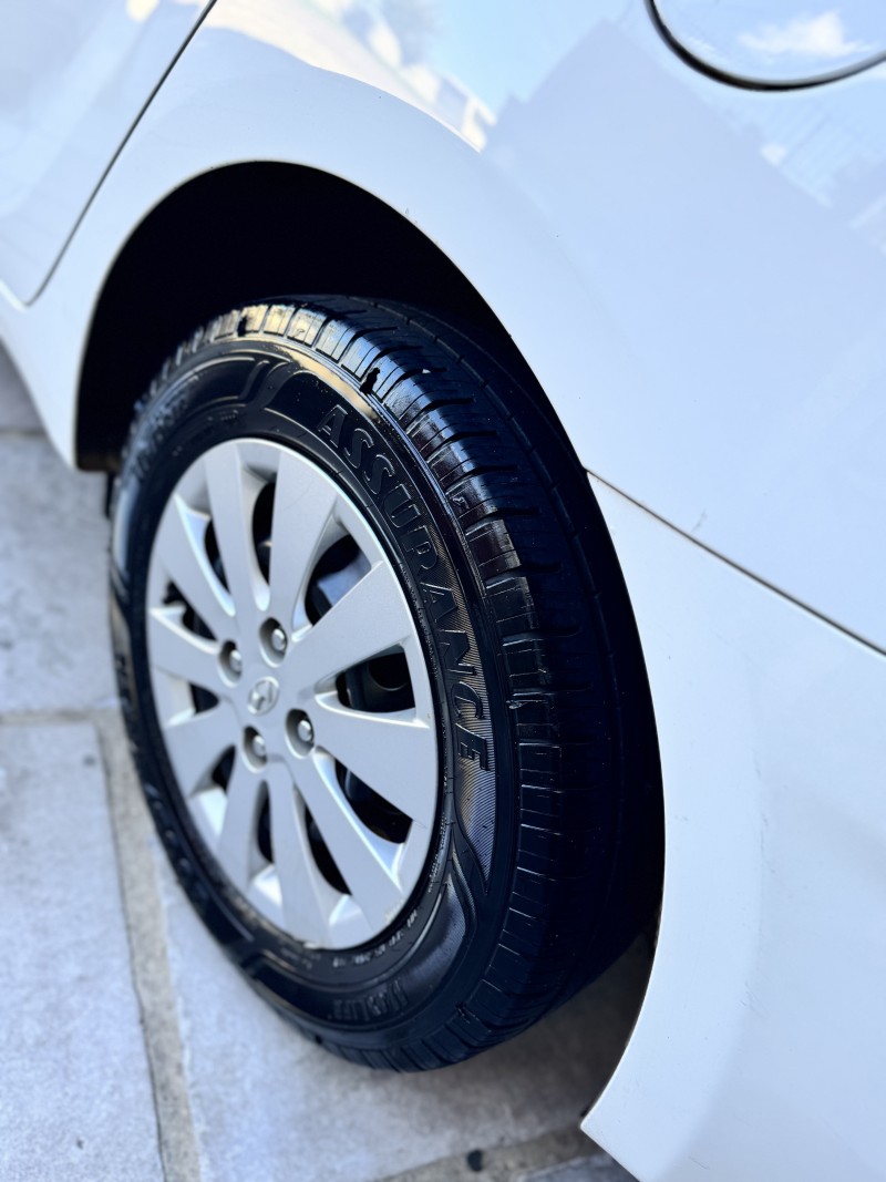 HB20S 1.6 COMFORT STYLE 16V FLEX 4P MANUAL - 2014 - CAXIAS DO SUL