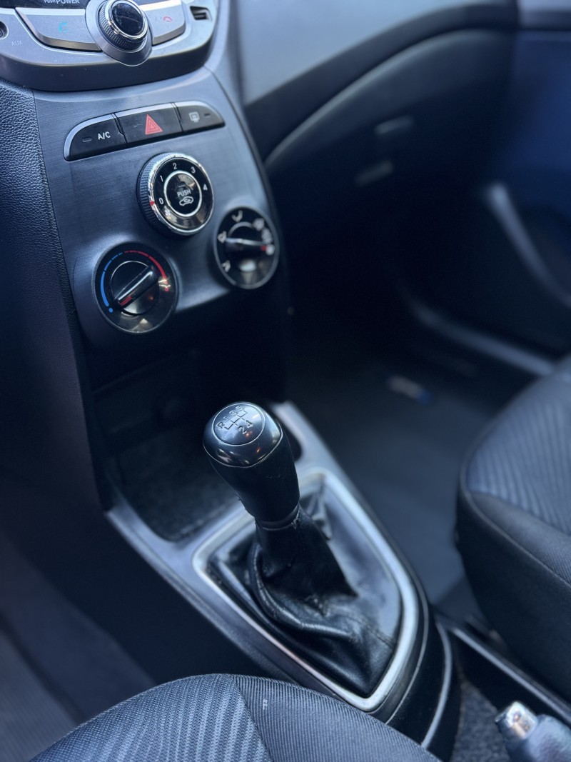 HB20S 1.6 COMFORT STYLE 16V FLEX 4P MANUAL - 2014 - CAXIAS DO SUL