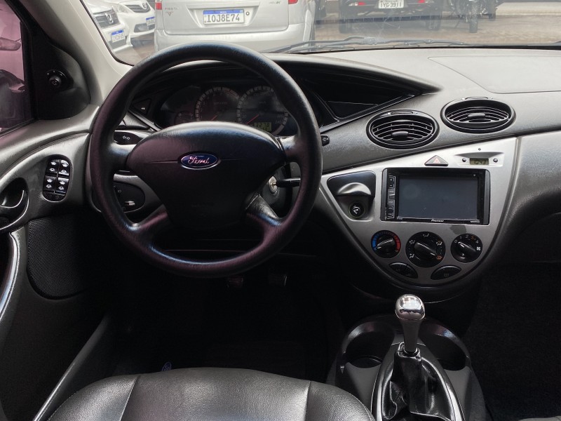 FOCUS 1.6 GLX 8V FLEX 4P MANUAL - 2008 - CARLOS BARBOSA