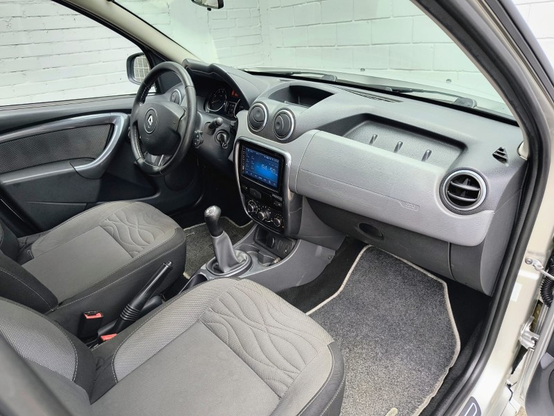 DUSTER OROCH 1.6 16V FLEX EXPRESS 4P MANUAL - 2015 - CAXIAS DO SUL