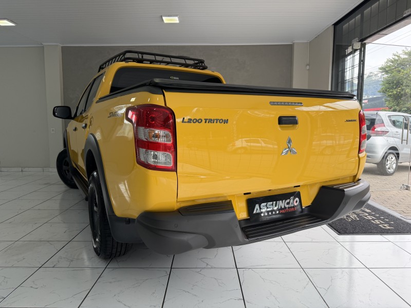 L200 TRITON 2.4 16V SPORT SAVANA DIESEL CD TURBO 4P 4X4 AUTOMÁTICO - 2023 - CAXIAS DO SUL