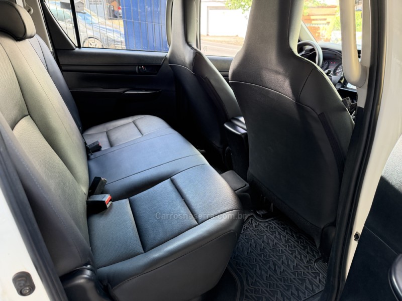 HILUX 2.8 STD 4X4 CD 16V DIESEL 4P MANUAL - 2024 - CAXIAS DO SUL