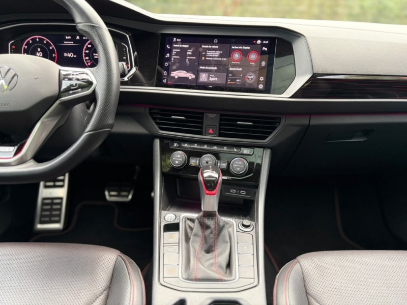 JETTA 2.0 16V TSI GLI 350 GASOLINA 4P AUTOMÁTICO - 2023 - FELIZ