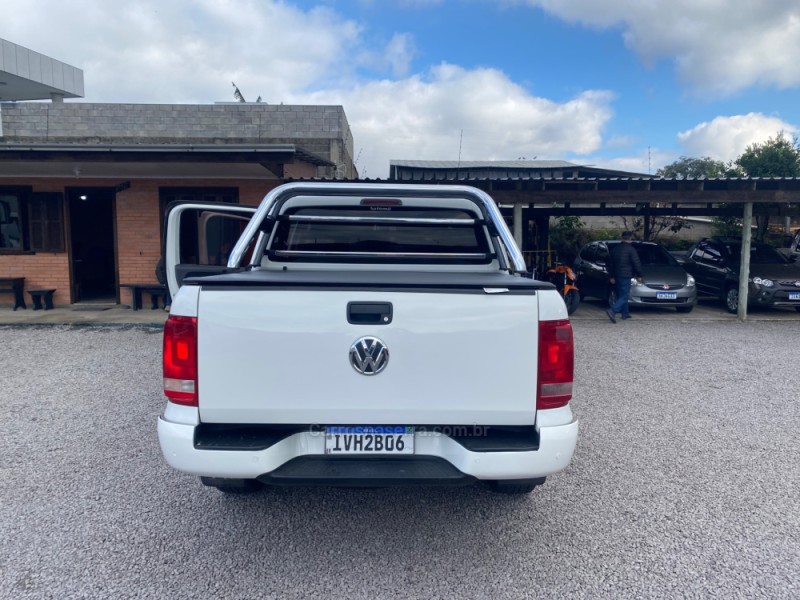 AMAROK 2.0 SE 4X4 CD 16V TURBO INTERCOOLER DIESEL 4P MANUAL - 2014 - CAXIAS DO SUL