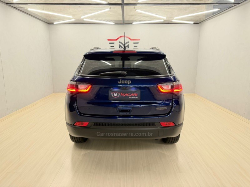 COMPASS 1.3 80 ANOS T270 16V TURBO 4X2 FLEX 4P AUTOMÁTICO - 2022 - CAXIAS DO SUL