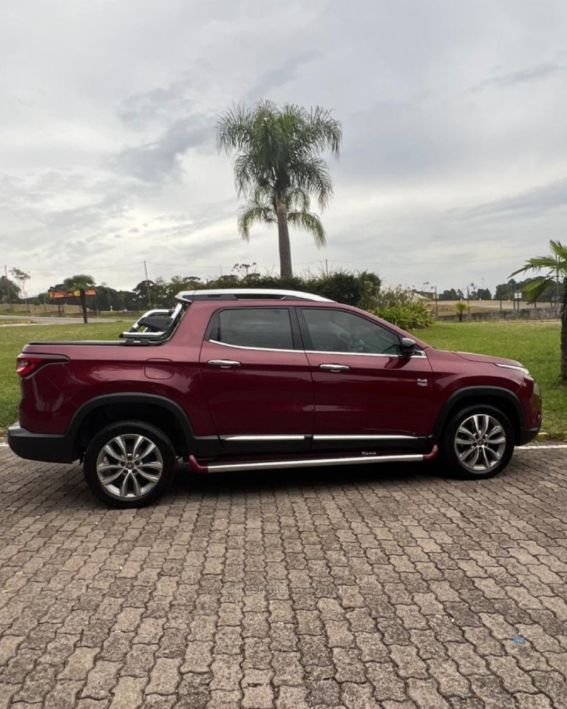 TORO 2.0 16V TURBO DIESEL VOLCANO AT9 4X4 AUTOMÁTICO - 2019 - CAXIAS DO SUL
