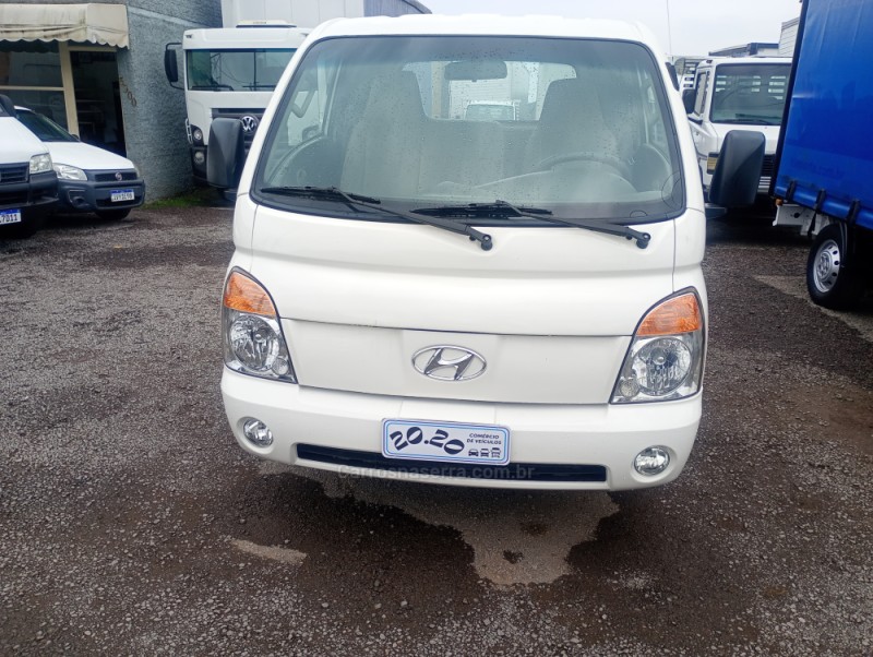 HR 2.5 TCI HD BAU 4X2 8V 97CV TURBO INTERCOOLER DIESEL 2P MANUAL - 2010 - FARROUPILHA