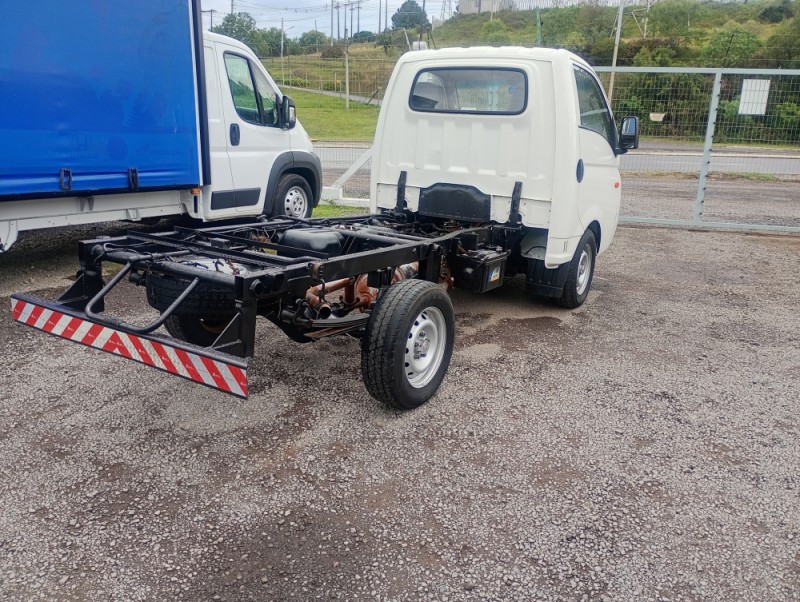 HR 2.5 TCI HD BAU 4X2 8V 97CV TURBO INTERCOOLER DIESEL 2P MANUAL - 2010 - FARROUPILHA