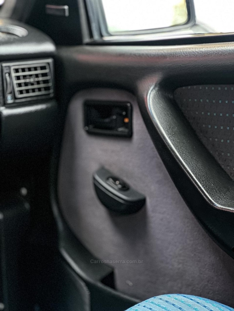 KADETT 2.0 MPFI GL 8V GASOLINA 2P MANUAL - 1997 - CANELA