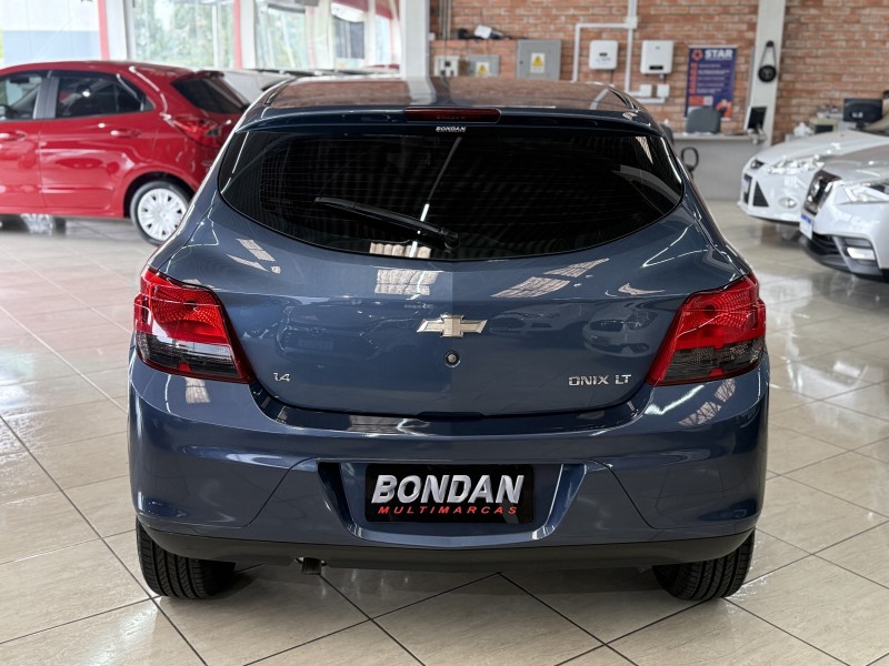 ONIX 1.4 MPFI LT 8V FLEX 4P MANUAL - 2015 - FARROUPILHA