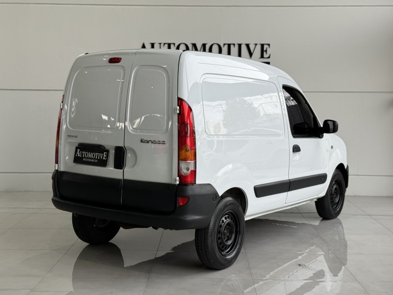 KANGOO 1.6 EXPRESS 16V FLEX 4P MANUAL - 2017 - CAXIAS DO SUL