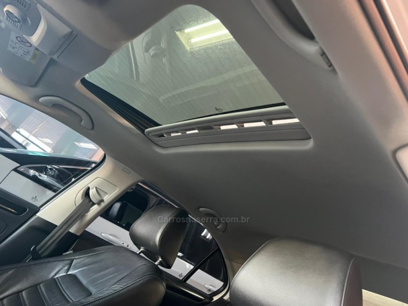 JETTA 2.0 TSI HIGHLINE 211CV GASOLINA 4P DSG - 2016 - CAXIAS DO SUL