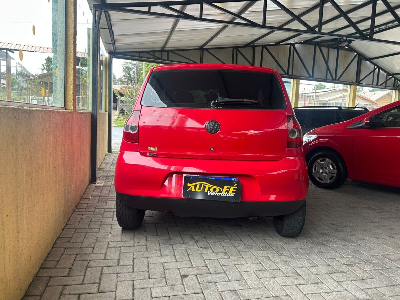 FOX 1.0 MI 8V FLEX 2P MANUAL - 2005 - CANELA