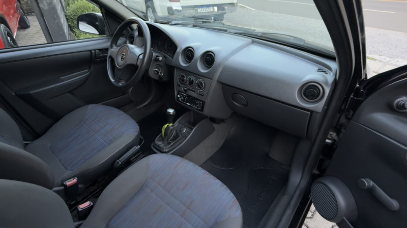 CELTA 1.0 MPFI SPIRIT 8V FLEX 4P MANUAL - 2007 - NOVA PETRóPOLIS