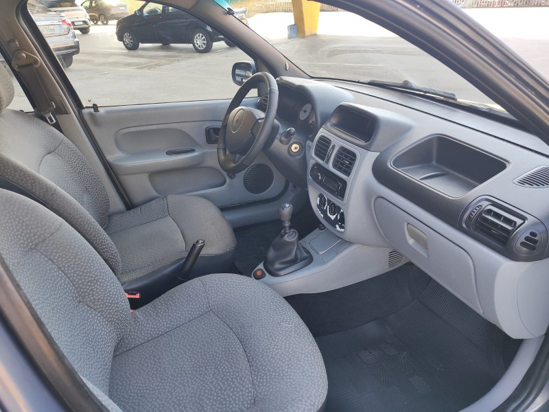 CLIO 1.0 CAMPUS 16V FLEX 4P MANUAL - 2010 - FARROUPILHA