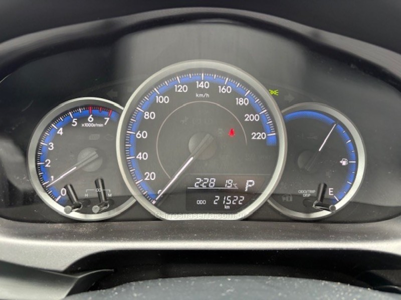 YARIS 1.5 XL 16V FLEX 4P AUTOMATÍCO - 2025 - FARROUPILHA