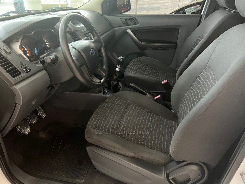 RANGER 3.2 XLS 4X4 CS 20V DIESEL 2P MANUAL - 2014 - CAXIAS DO SUL