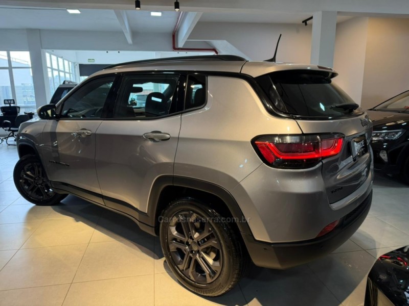 COMPASS 1.3 SERIE 80 ANOS 16V TURBO FLEX 4P AUTOMÁTICO - 2022 - CAXIAS DO SUL