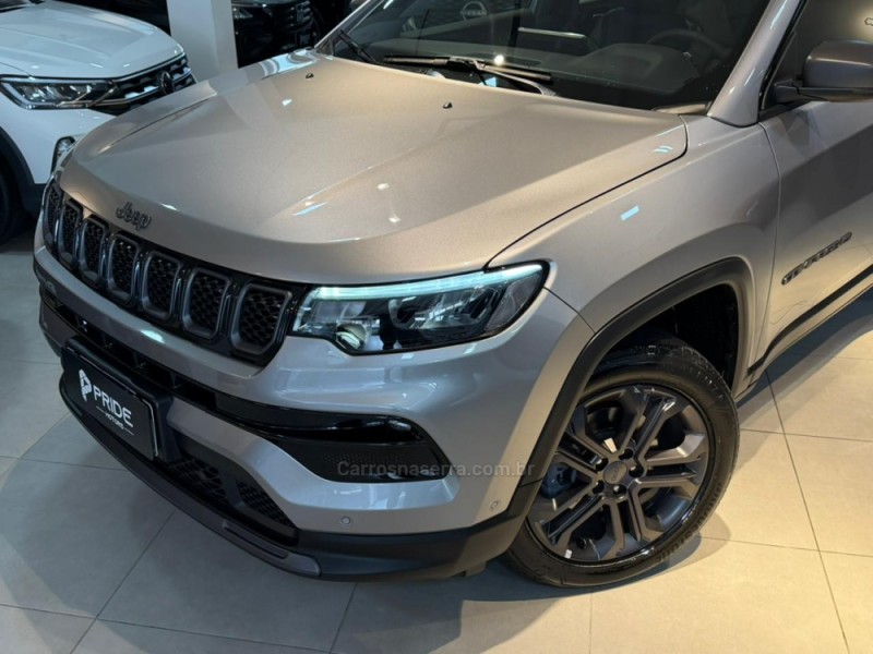 COMPASS 1.3 SERIE 80 ANOS 16V TURBO FLEX 4P AUTOMÁTICO - 2022 - CAXIAS DO SUL