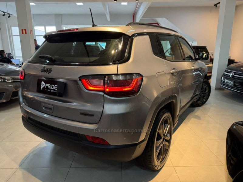 COMPASS 1.3 SERIE 80 ANOS 16V TURBO FLEX 4P AUTOMÁTICO - 2022 - CAXIAS DO SUL