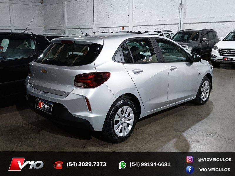 ONIX 1.0 LT 12V FLEX 4P MANUAL - 2020 - CAXIAS DO SUL