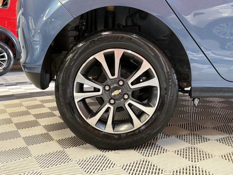 ONIX 1.4 MPFI LTZ 8V FLEX 4P MANUAL - 2016 - BENTO GONçALVES