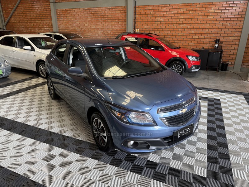 ONIX 1.4 MPFI LTZ 8V FLEX 4P MANUAL - 2016 - BENTO GONçALVES