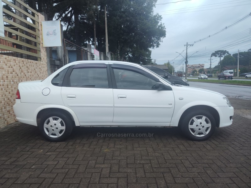 CLASSIC 1.0 MPFI LS 8V FLEX 4P MANUAL - 2012 - CANELA