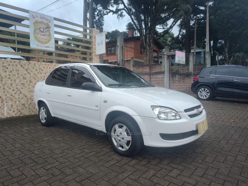 CLASSIC 1.0 MPFI LS 8V FLEX 4P MANUAL - 2012 - CANELA