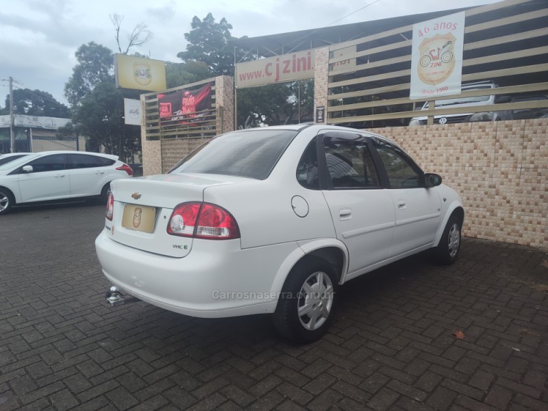 CLASSIC 1.0 MPFI LS 8V FLEX 4P MANUAL - 2012 - CANELA