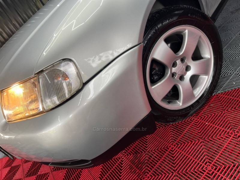 A3 1.8 20V 150CV TURBO GASOLINA 4P AUTOMÁTICO - 2000 - CAXIAS DO SUL