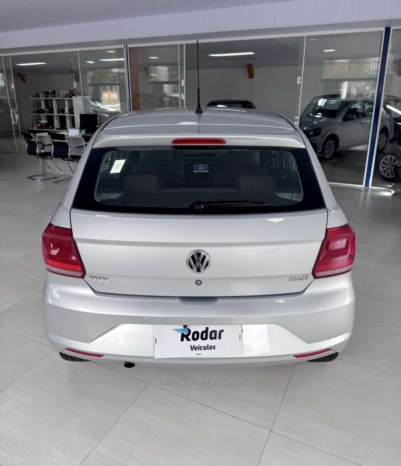 GOL 1.6 MSI TOTALFLEX TRENDLINE 4P MANUAL - 2017 - VILA FLORES