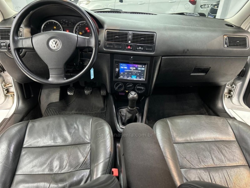 GOLF 1.6 MI 8V FLEX 4P MANUAL - 2008 - CAXIAS DO SUL