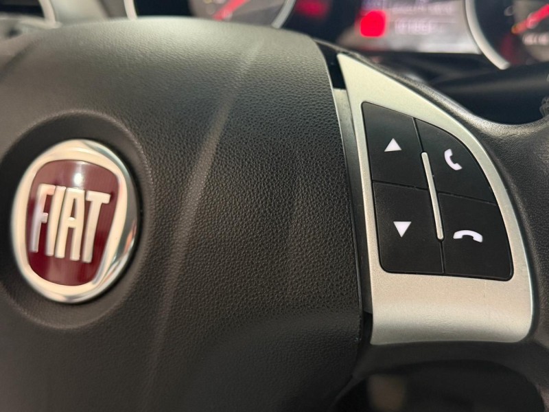 PUNTO 1.6 ESSENCE 16V FLEX 4P MANUAL - 2016 - CAXIAS DO SUL