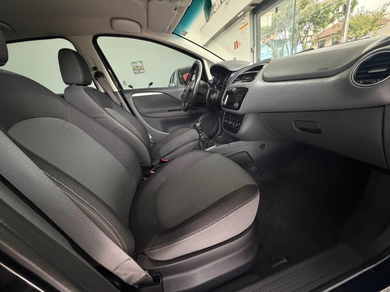 PUNTO 1.6 ESSENCE 16V FLEX 4P MANUAL - 2016 - CAXIAS DO SUL