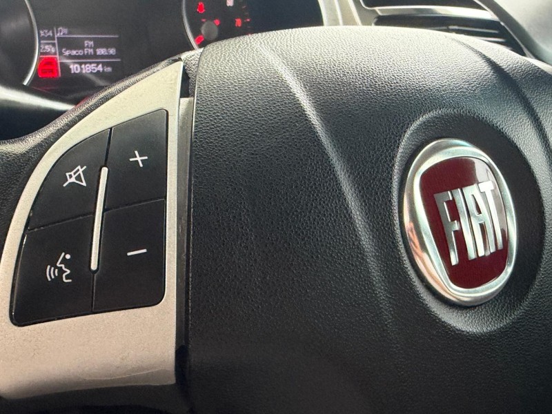 PUNTO 1.6 ESSENCE 16V FLEX 4P MANUAL - 2016 - CAXIAS DO SUL