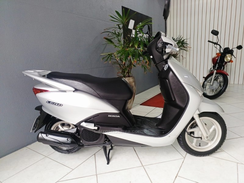 lead 110  2010 caxias do sul